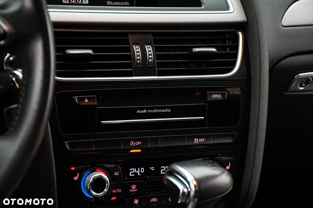 Audi A4 Limousine - 32