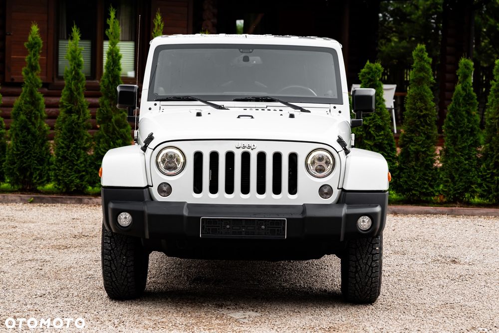 Jeep Wrangler Unlimited 3.6 Automatik Sahara - 4