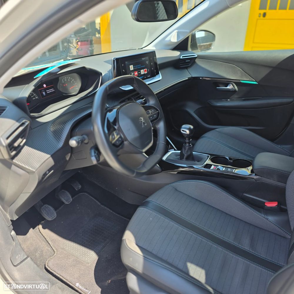 Peugeot 208 1.2 PureTech Allure Pack - 10