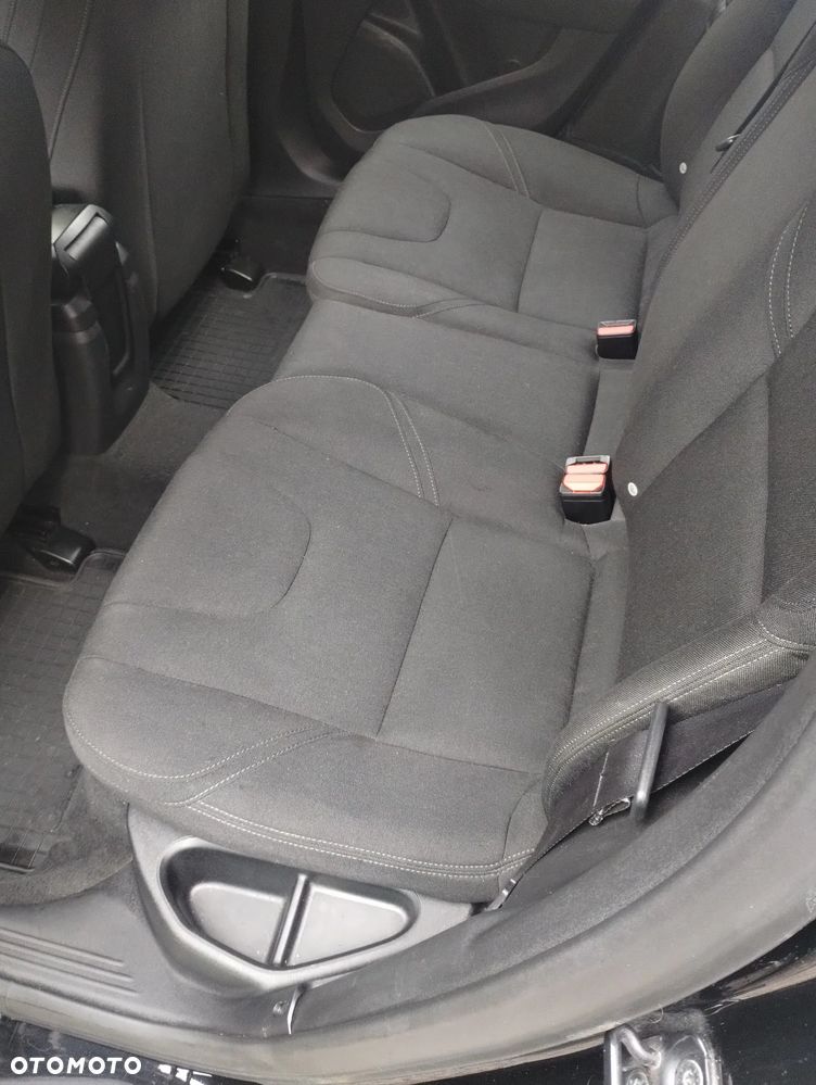 Volvo V40 D3 R-Design Momentum - 12