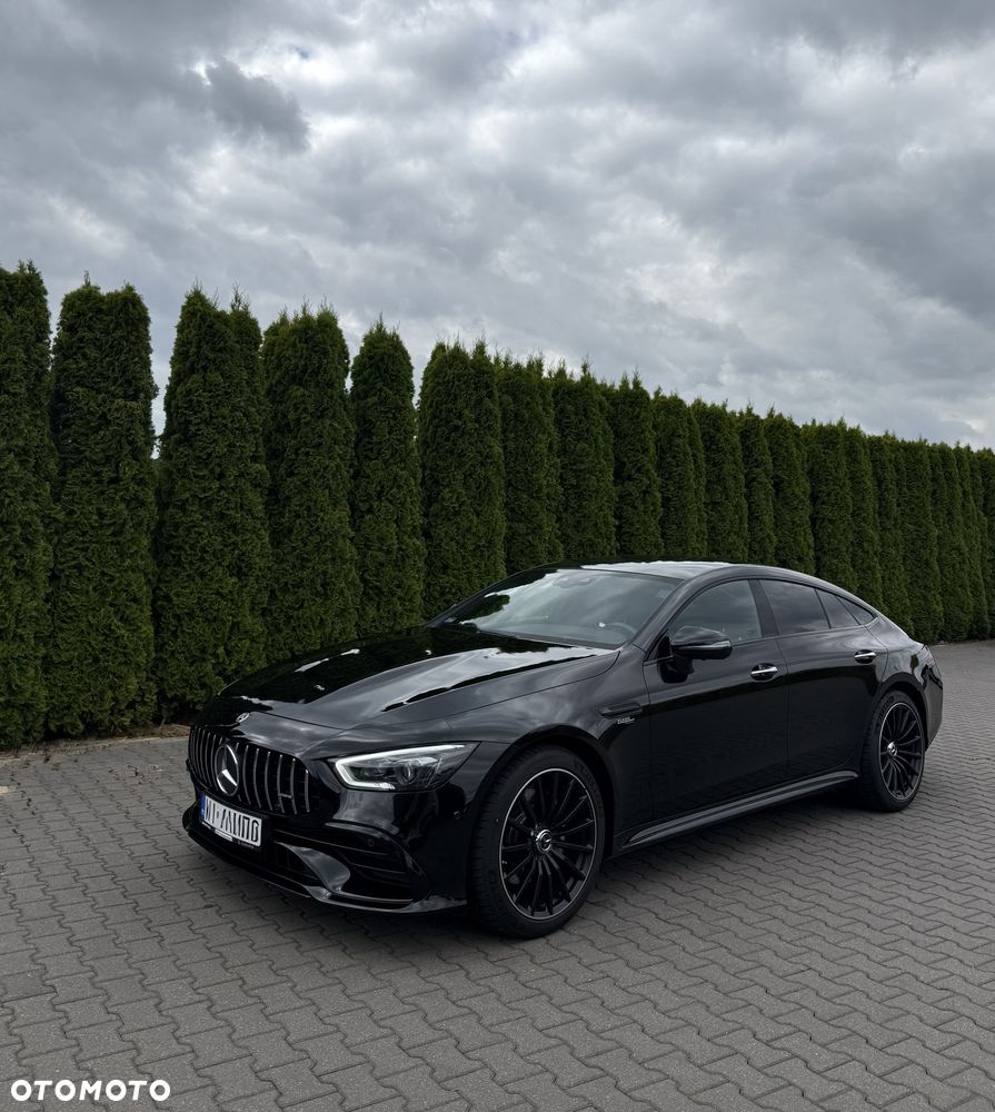 Mercedes-Benz AMG GT - 1