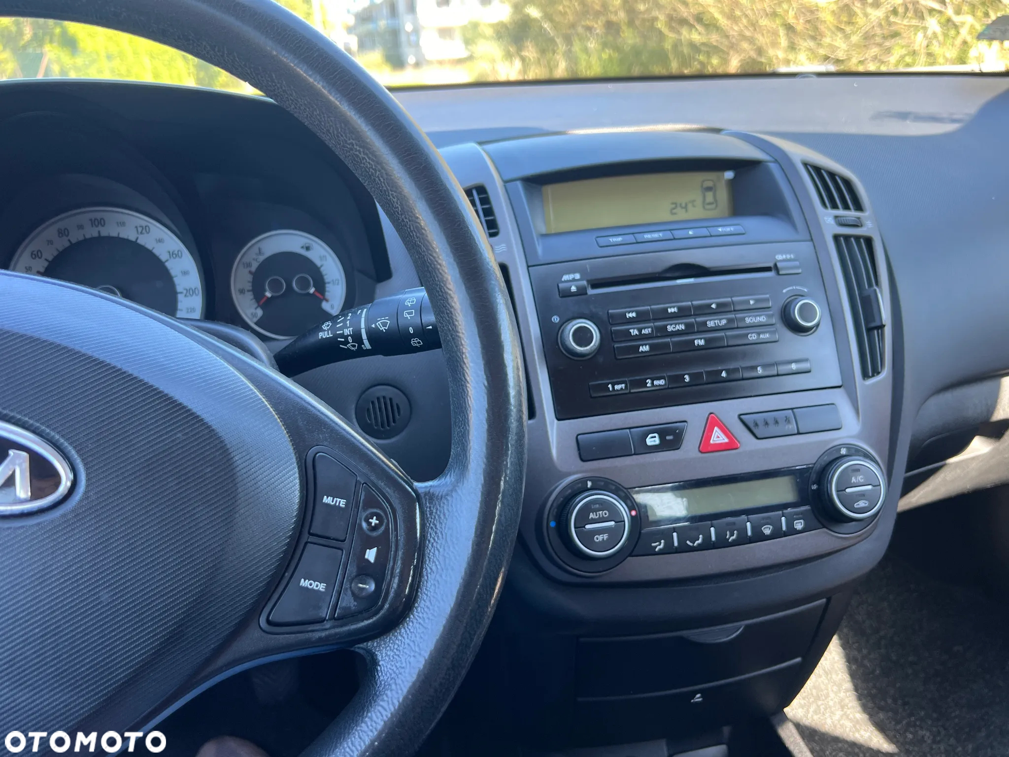 Kia Ceed - 13