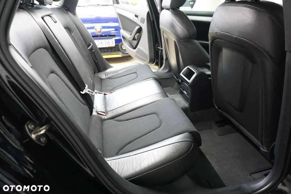 Audi A4 Avant 2.0 TDI DPF S line Sportpaket - 25