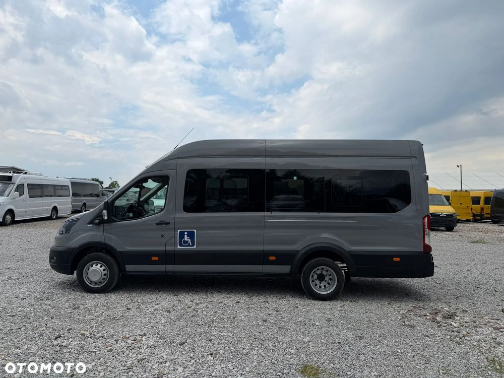 Ford Transit - 10