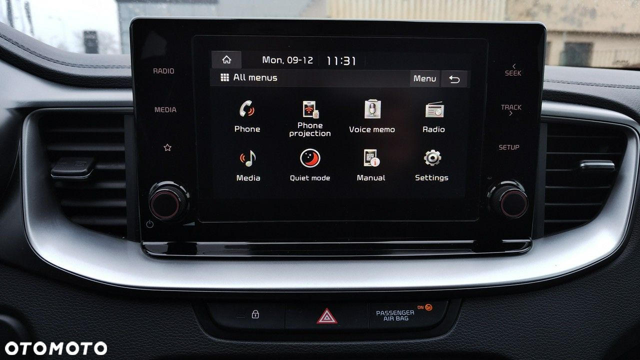 Kia Ceed - 22