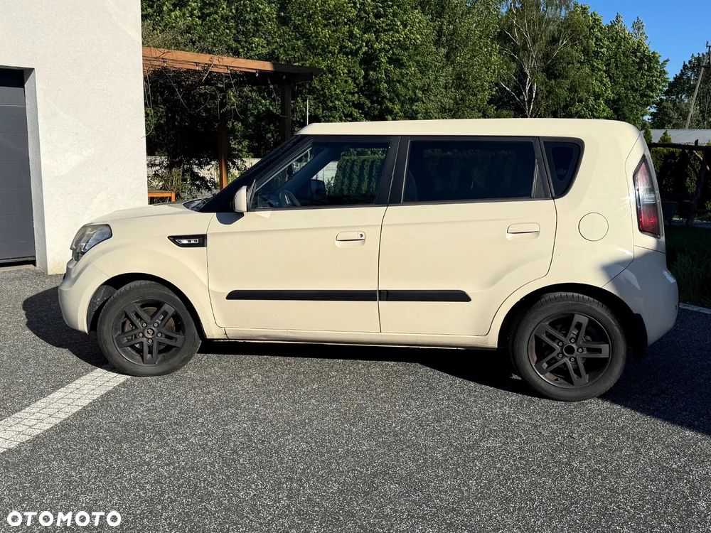 Kia Soul 1.6 CRDI M - 2