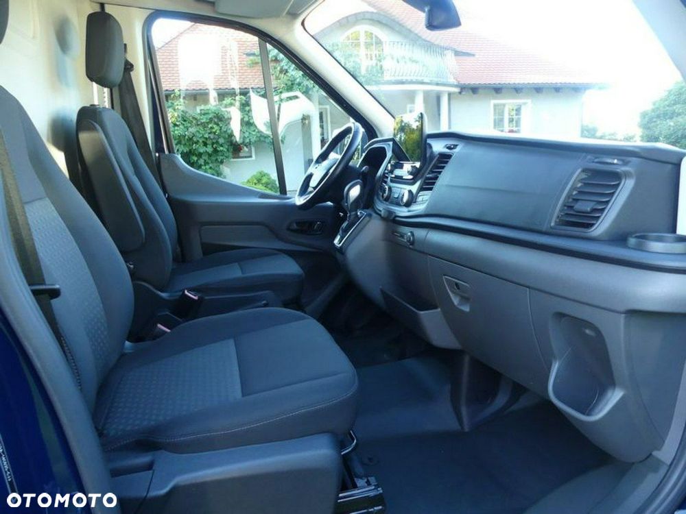 Ford Transit - 13