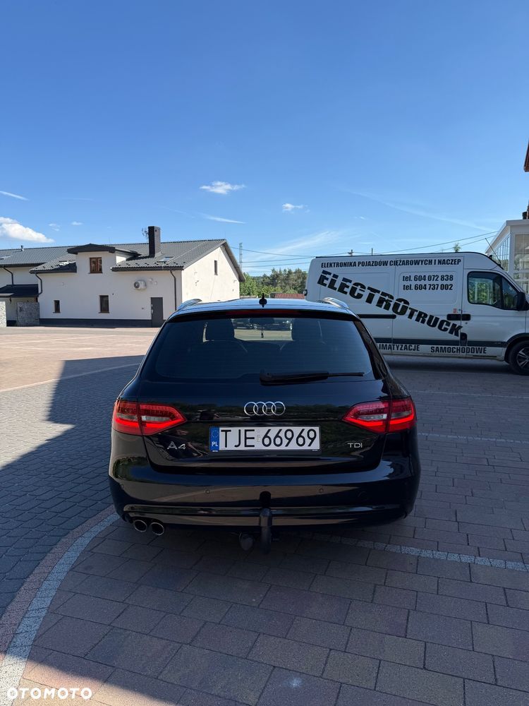 Audi A4 Avant 2.0 TDI DPF S line Sportpaket - 10