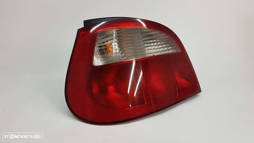 FAROLIM TRASEIRO ESQUERDO RENAULT MEGANE I FASE 2 BERLINA (BA0) 1.4 16V RT - 8