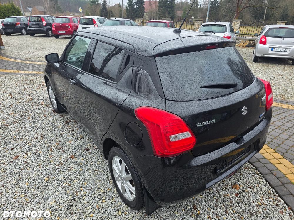 Suzuki Swift 1.2 Dualjet Hybrid Allgrip Comfort - 5