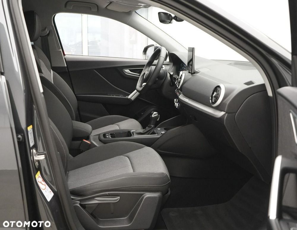 Audi Q2 - 19