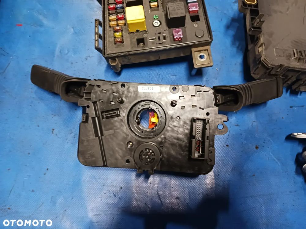 Zestaw startowy do odpalenia Opel Astra H 1.6 XEP Sterownik Silnika benzyna 12230740 FAHF stacyjka moduł BSI 12230740 Sterownik Silnika kluczyk manetka MODUŁ REC 13181278 - 5