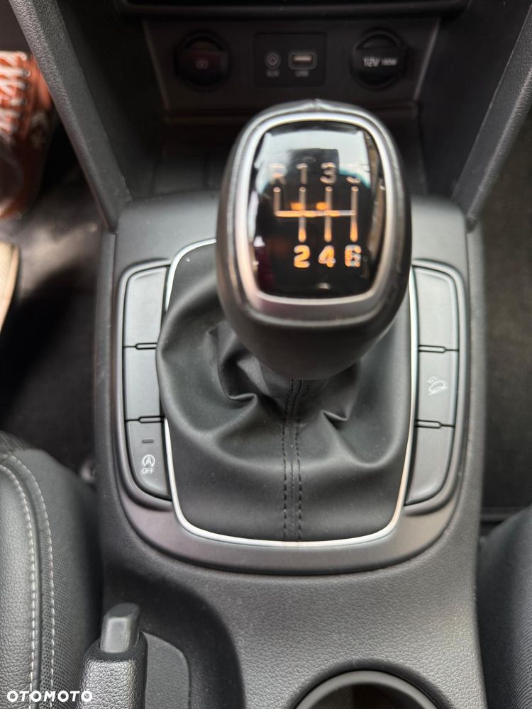 Hyundai Kona - 15