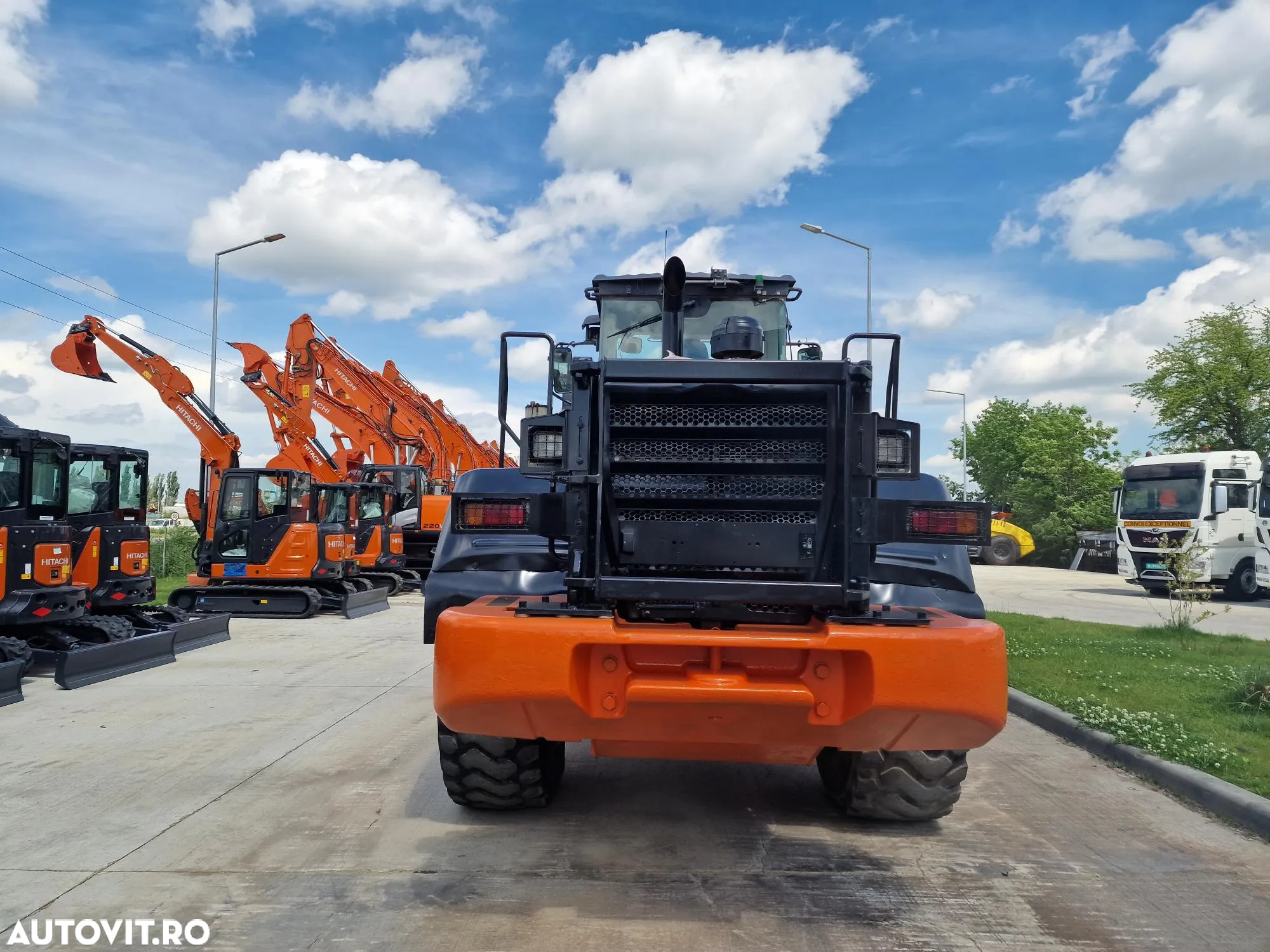 Hitachi ZW220, 8.453h, cupa 3,5mc, 2 Anv NOI, Gresare automata, Cantar, Camera spate, 18,6t, STARE FOARTE BUNA-PROMOTIE 74900 EUR+Tva - 11