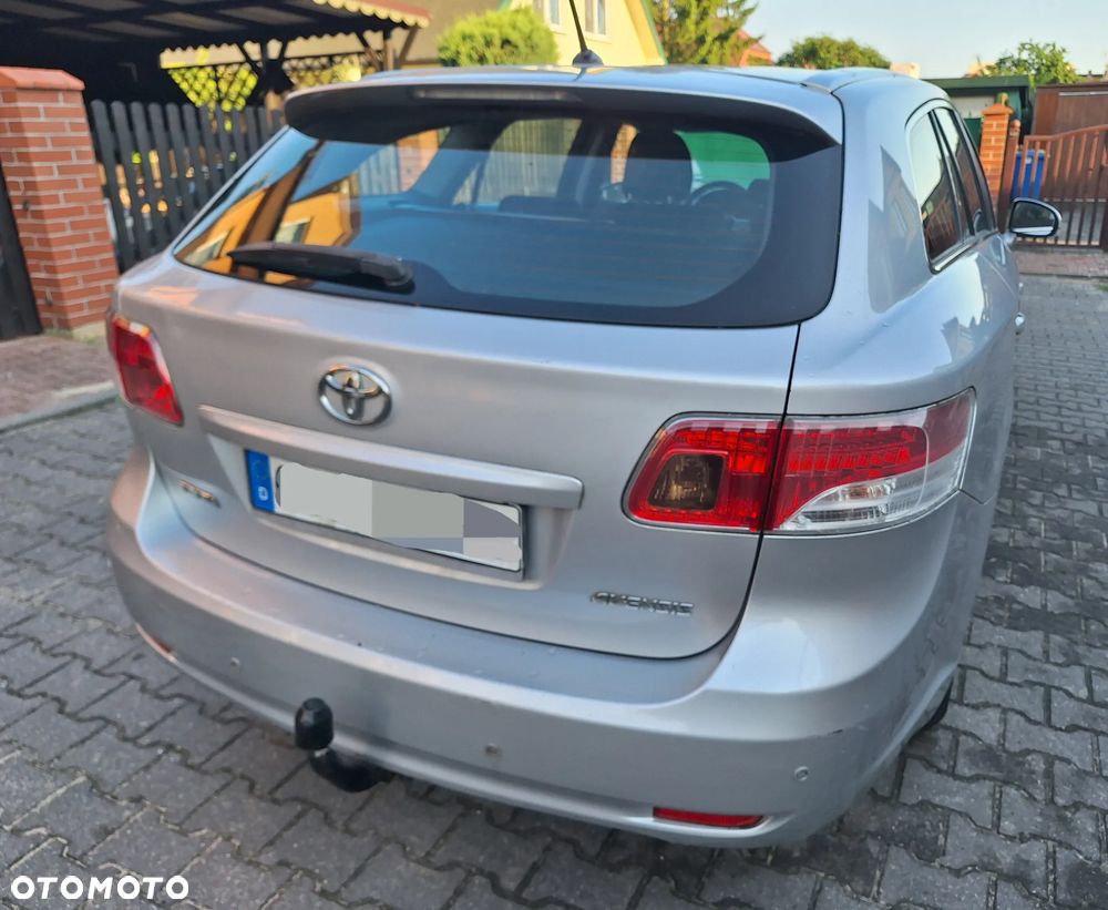 Toyota Avensis - 3