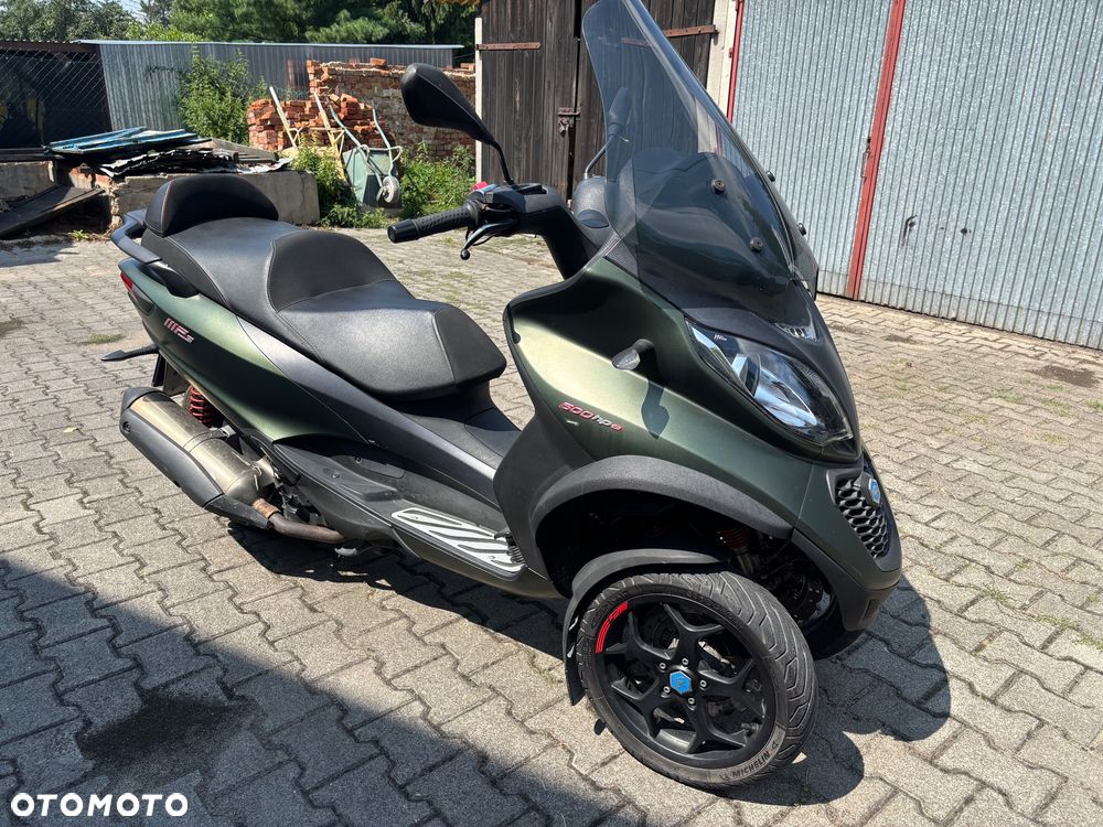Piaggio MP-3 - 8