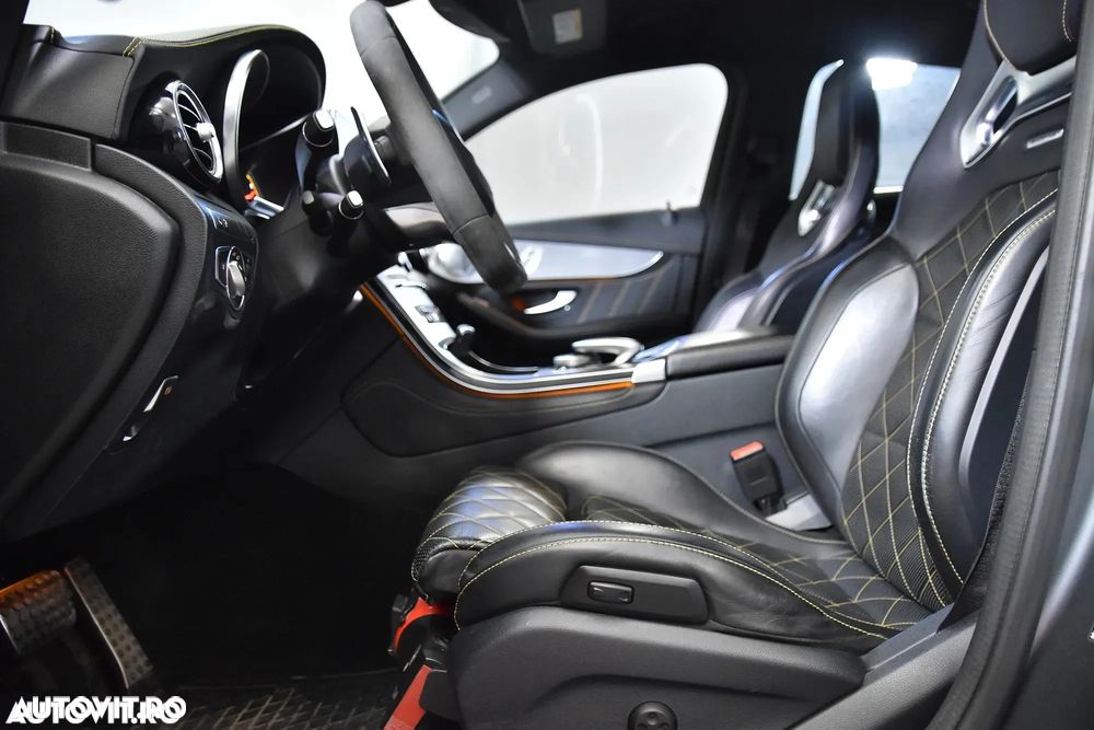 Mercedes-Benz GLC Coupe 63 AMG S 4MATIC - 39