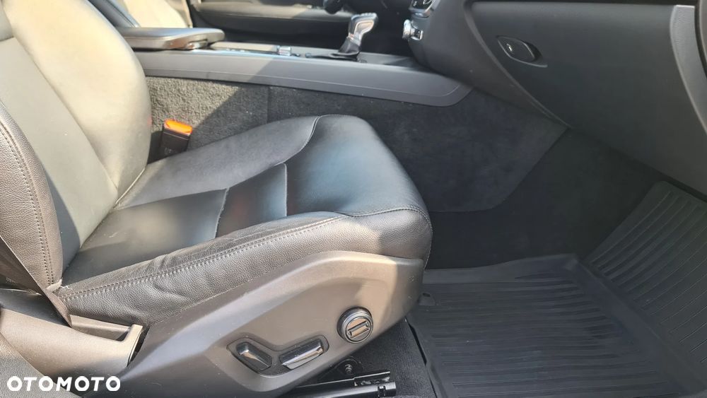 Volvo S60 - 18