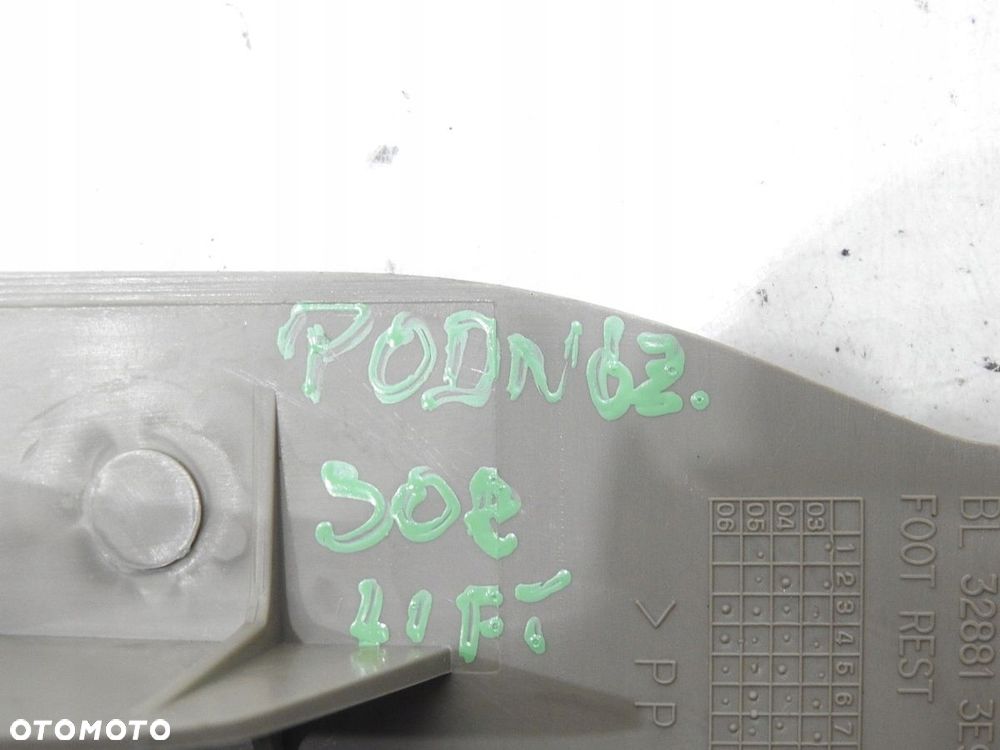 STOPKA PODNÓŻEK KIA SORENTO I LIFT EUROPA - 7