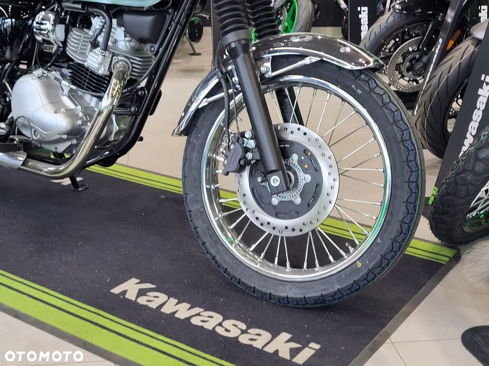 Kawasaki Inny - 3