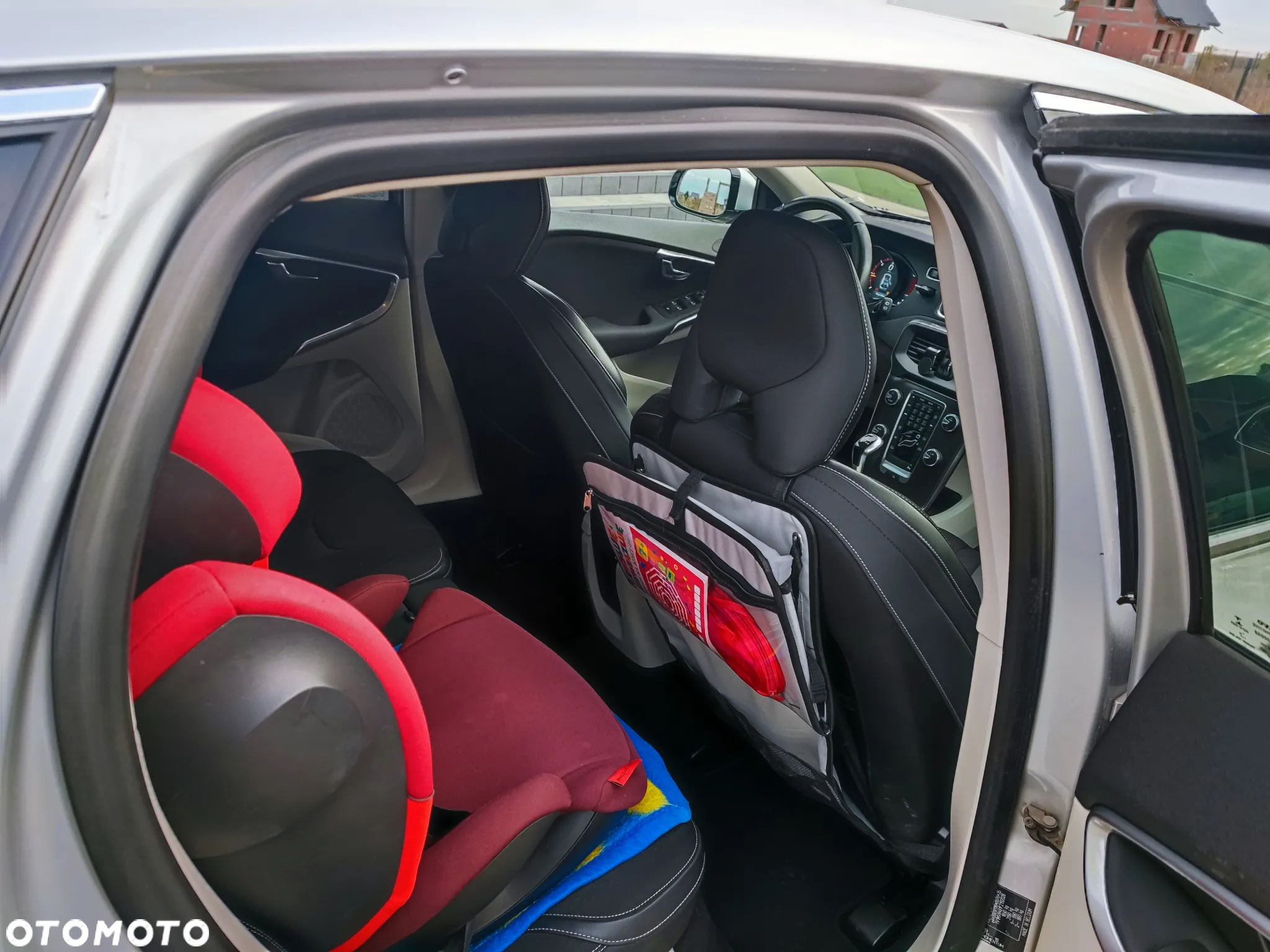 Volvo V40 - 18