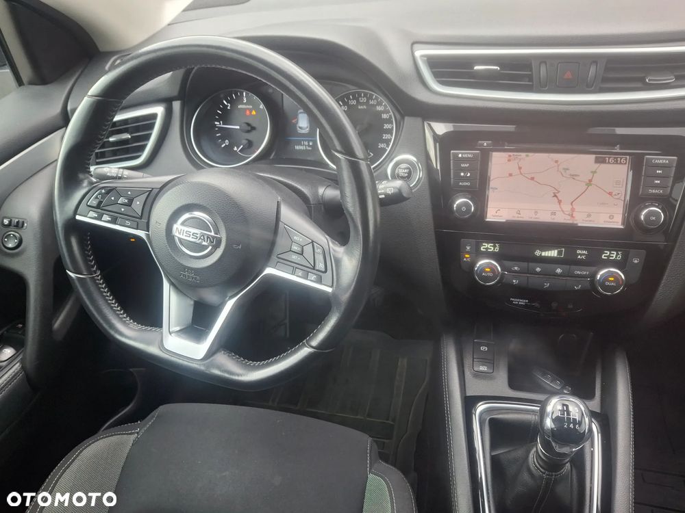 Nissan Qashqai 1.7 dCi ALL-MODE 4x4i N-WAY - 23