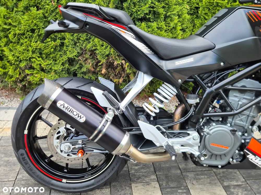KTM Duke 125 - 8