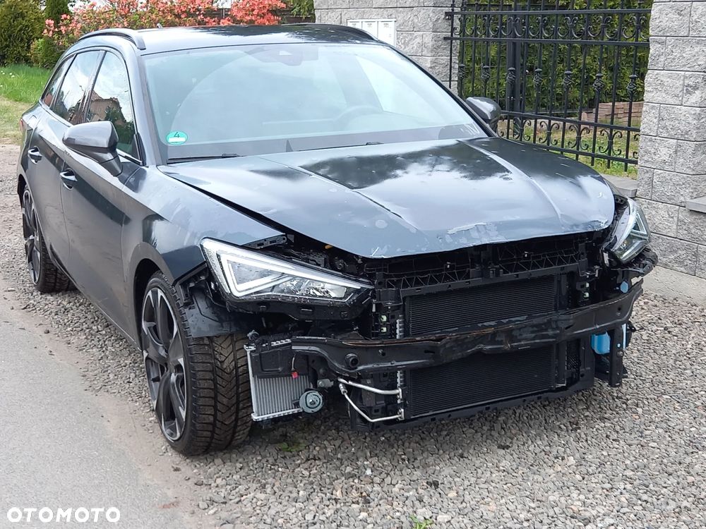 Cupra Leon Sportstourer 2.0 TSI VZ DSG - 2