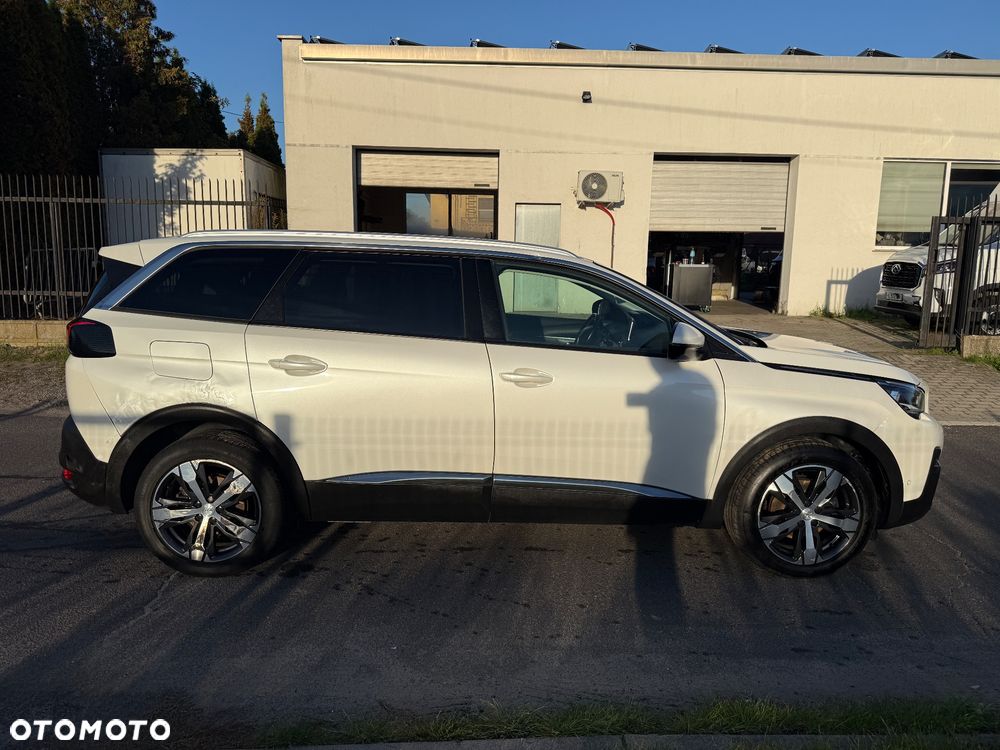 Peugeot 5008 2020 photo 5