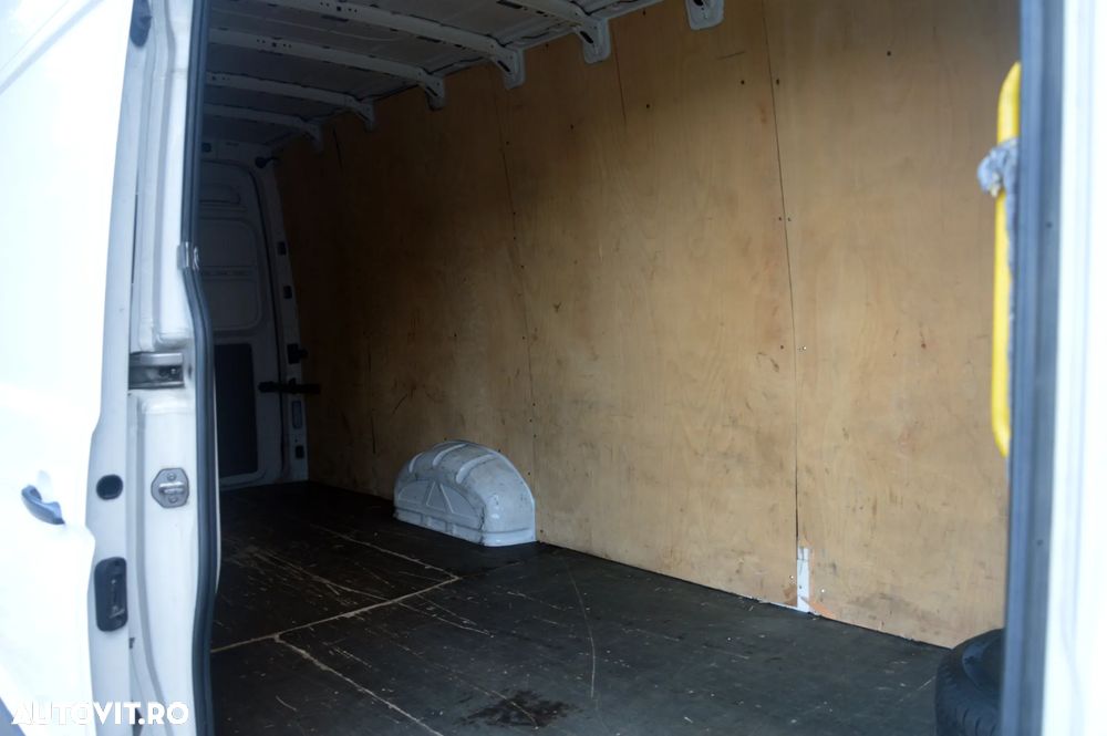 Volkswagen Crafter - 16