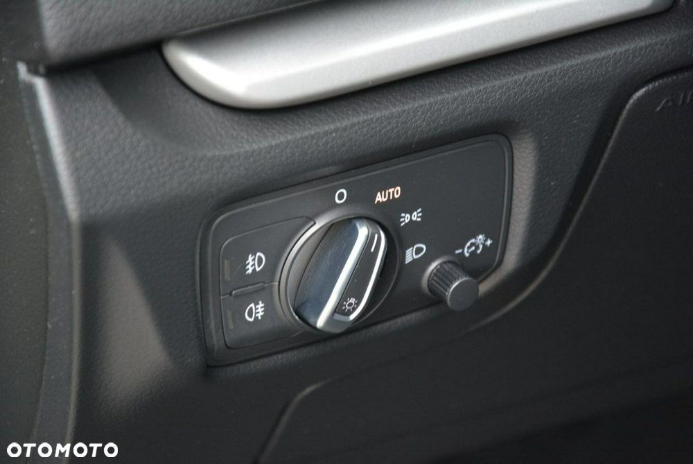 Audi A3 3-drzwiowe 1.6 TDI Ambiente - 27