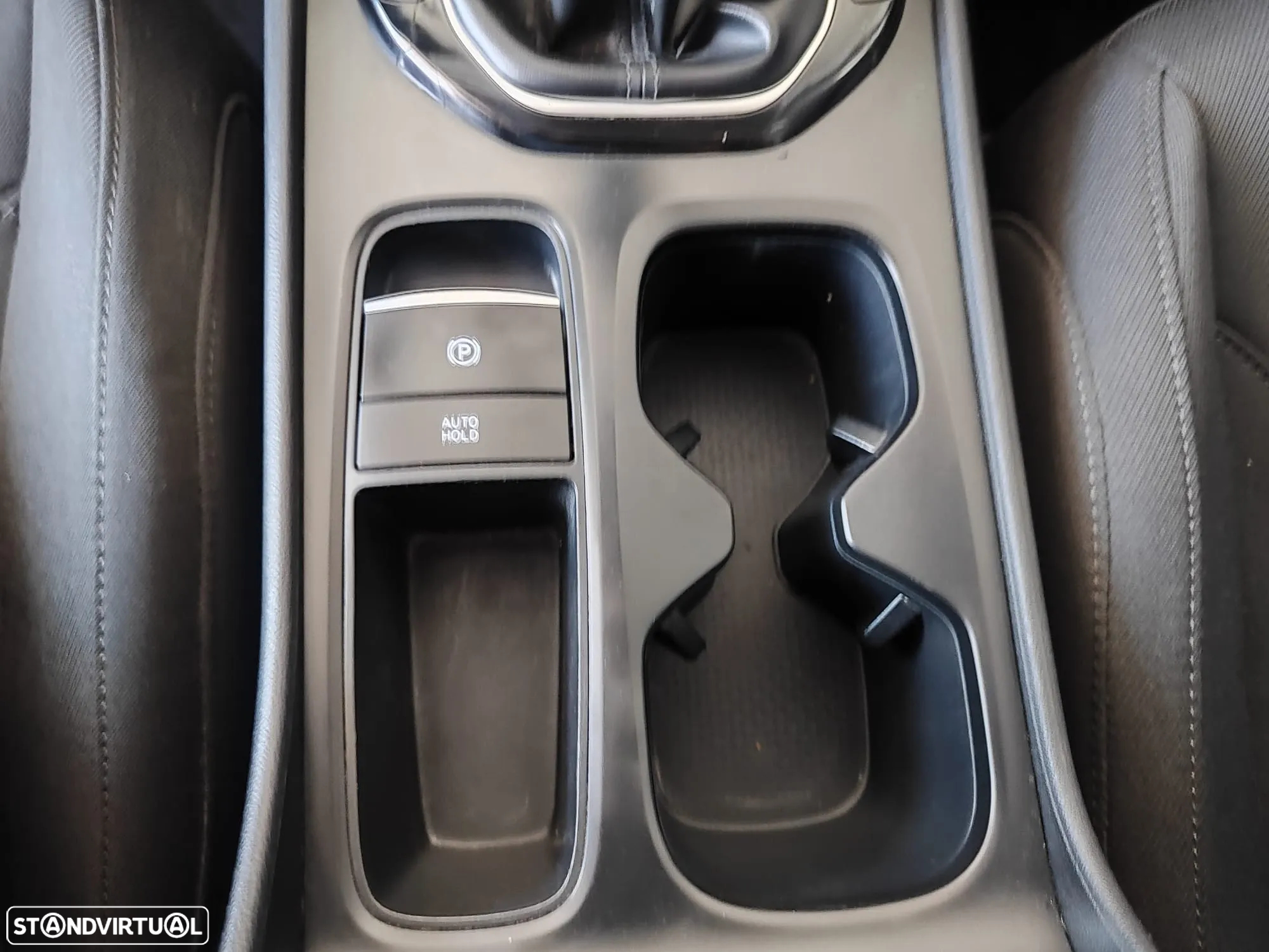 Hyundai Tucson 1.6 CRDi Premium - 36