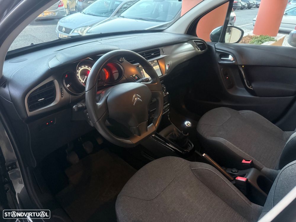 Citroën C3 1.6 BlueHDi Exclusive - 29
