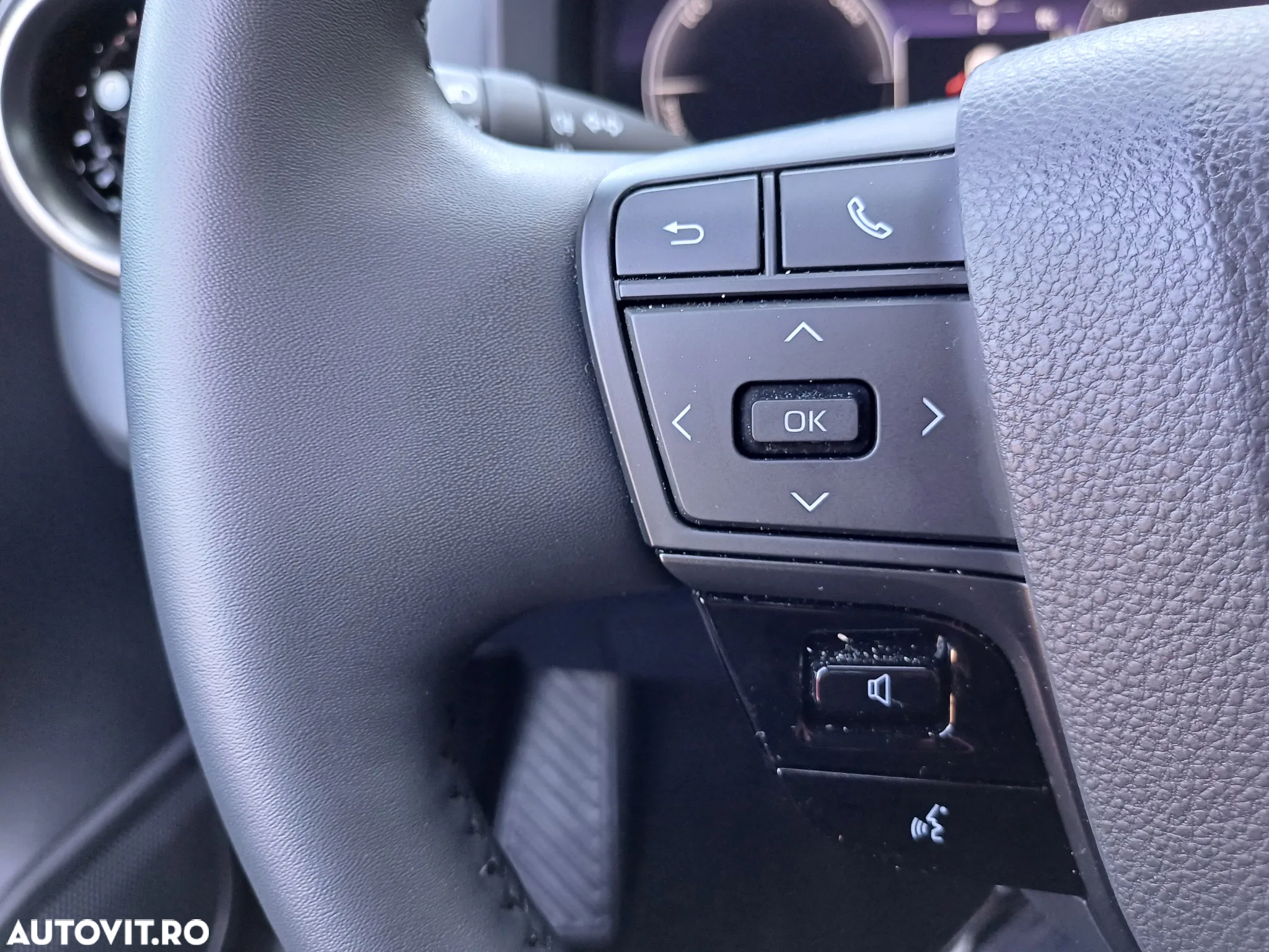 Toyota C-HR - 21