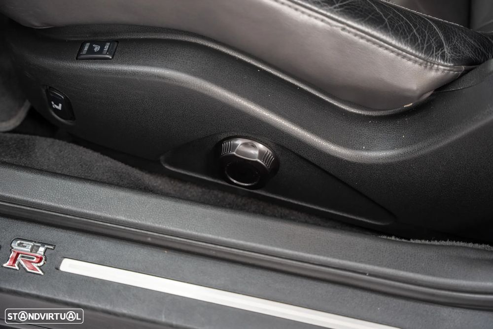 Nissan GT-R Prestige Edition - 23
