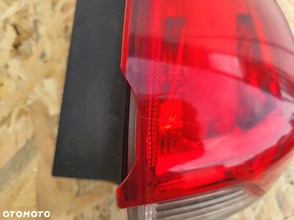 Lampa tylna prawa Peugeot 2008 - 5