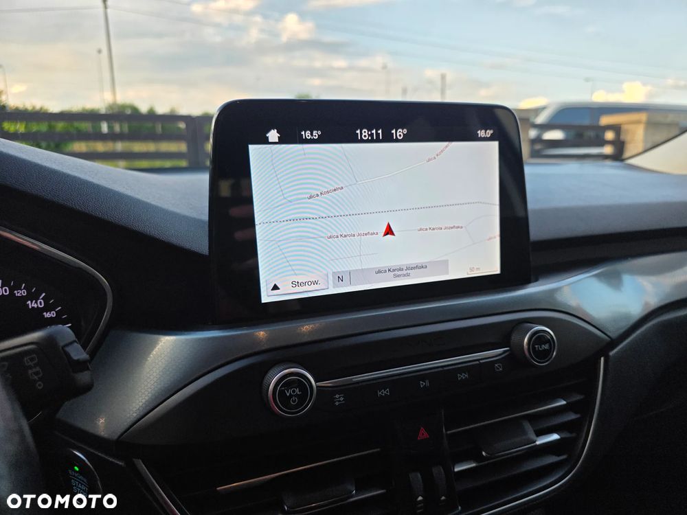Ford Focus 1.0 EcoBoost Start-Stopp-System ACTIVE STYLE - 19