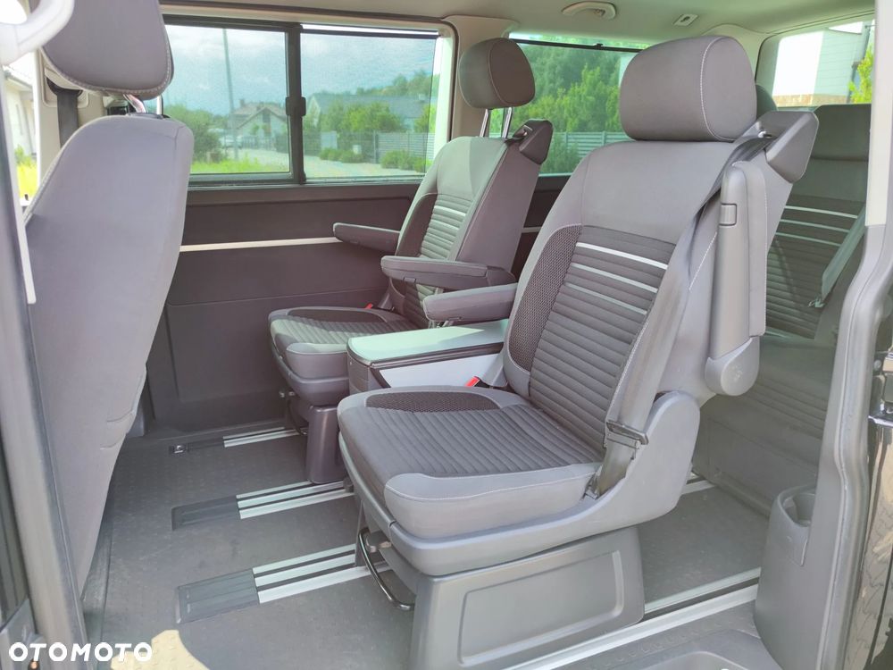 Volkswagen Multivan - 33