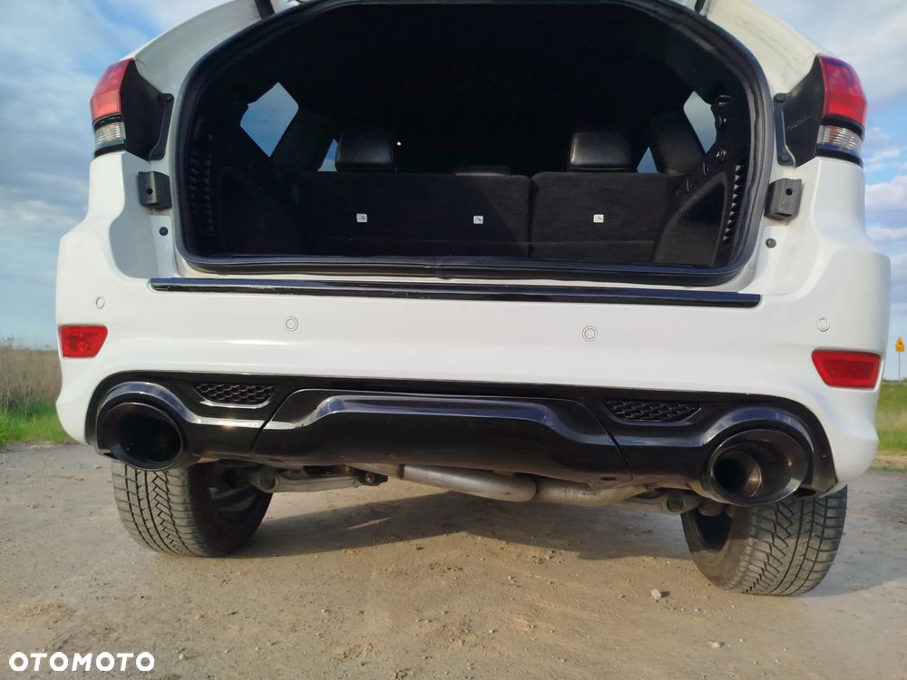 Jeep Grand Cherokee - 9