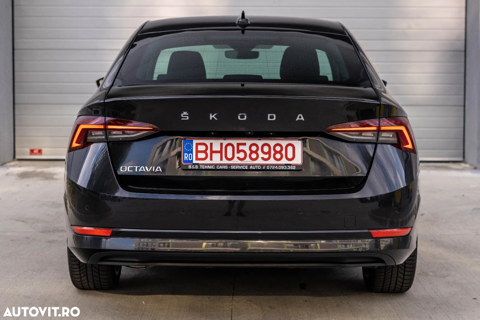 Skoda Octavia 2.0 TDI DSG Premium Edition - 9