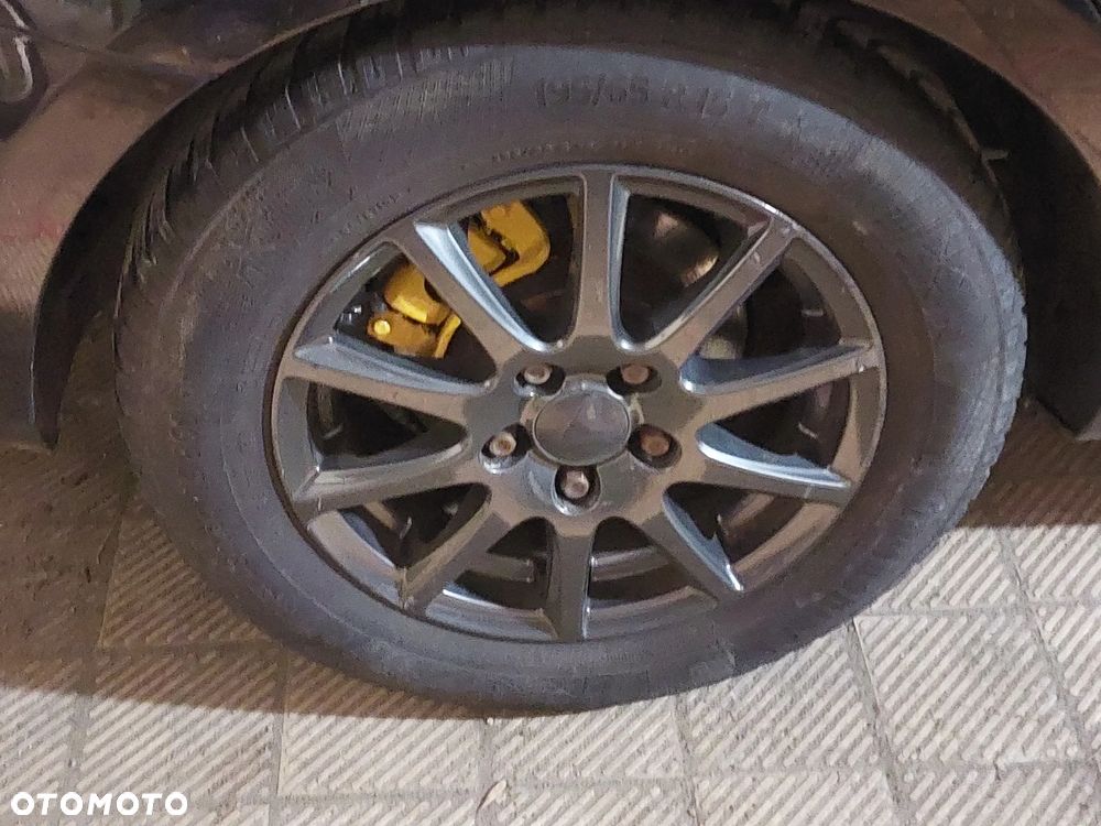 Kia Ceed 1.6 Crdi Optimum + - 26