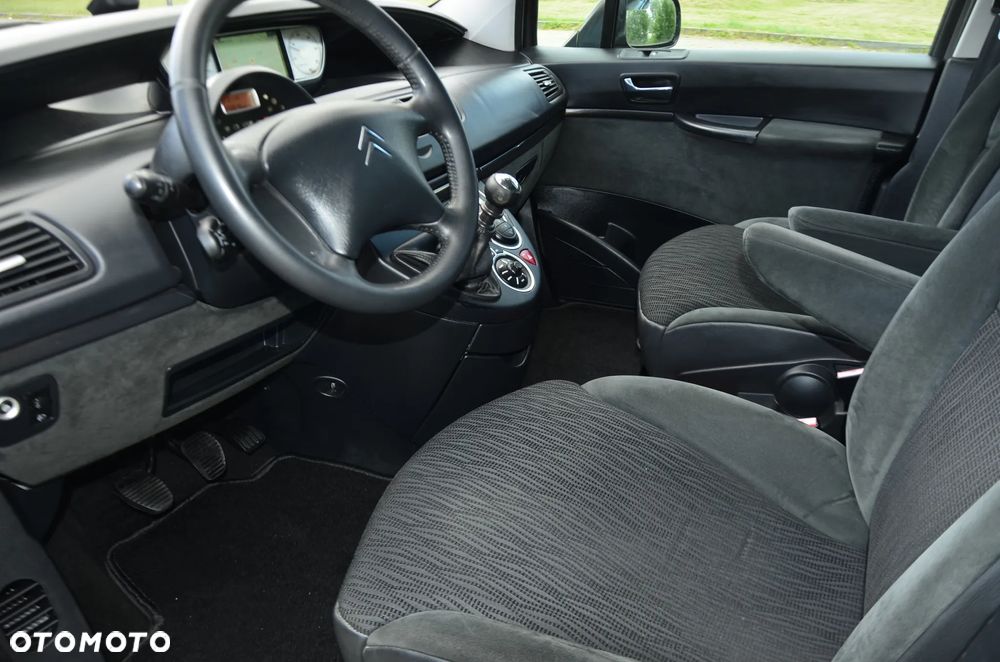 Citroën C8 HDi 165 Exclusive - 17