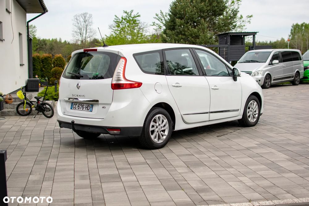 Renault Grand Scenic - 15
