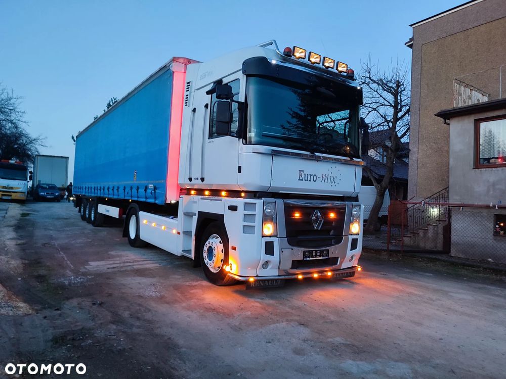 Renault MAGNUM - 10