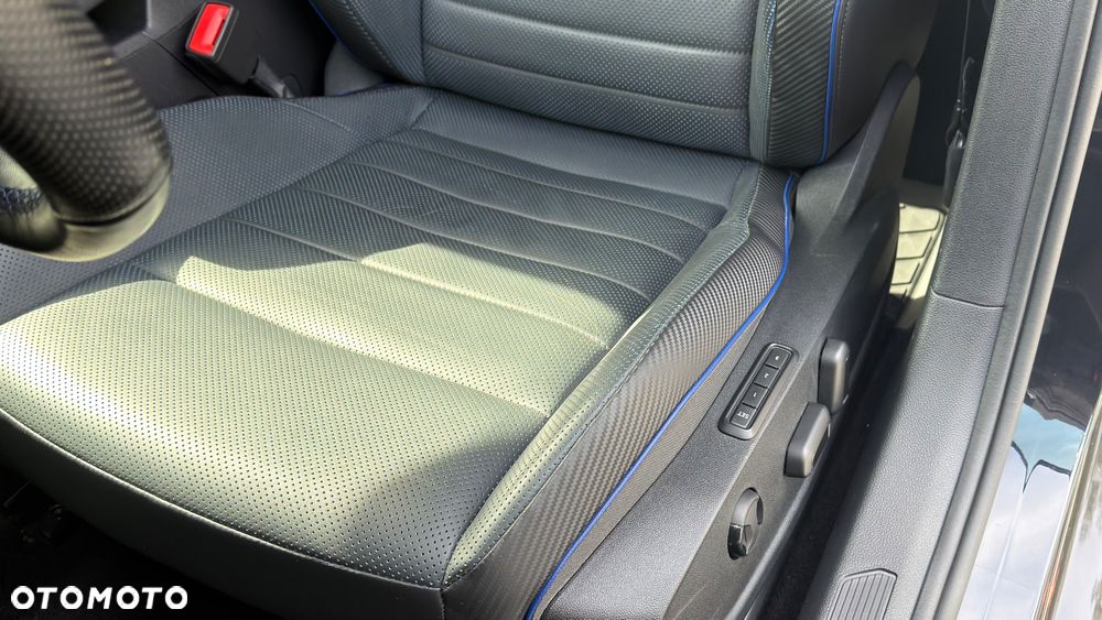 Volkswagen Golf - 27