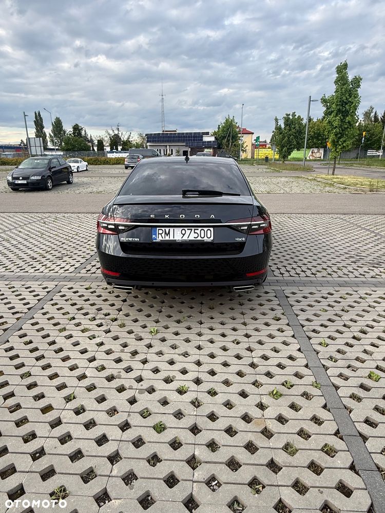 Skoda Superb 2.0 TSI 4x4 L&K DSG - 7