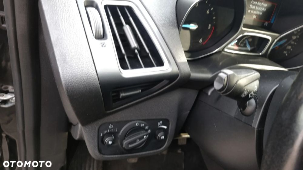 Ford C-MAX 2.0 TDCi Start-Stop-System Titanium - 21