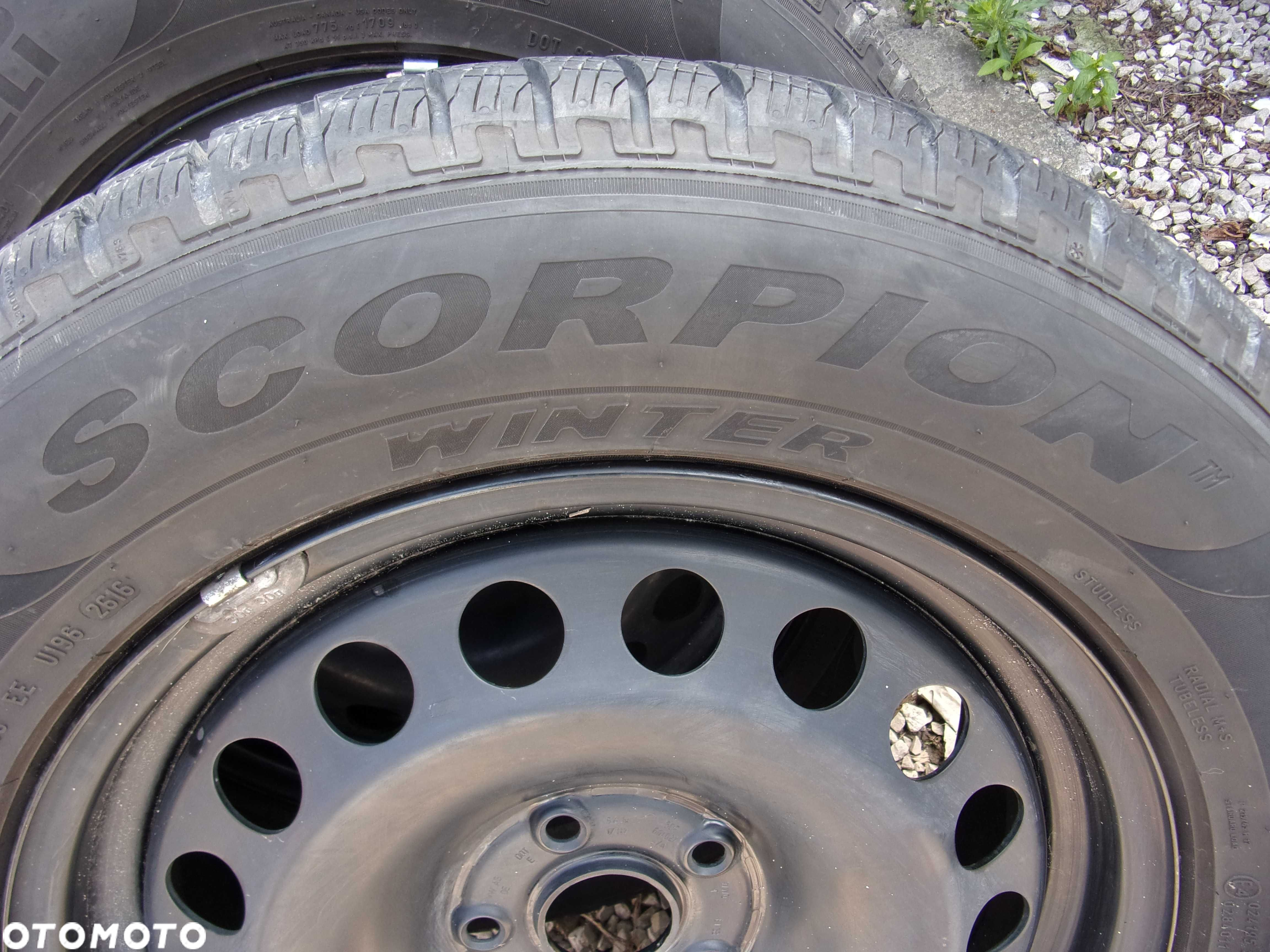koła zimowe Vw Tiguan 215/65/17 Pirelli 5x112 - 6
