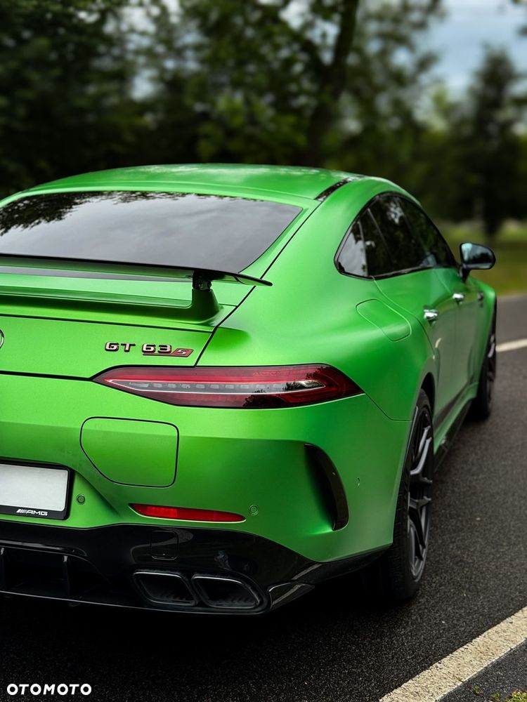Mercedes-Benz AMG GT - 7