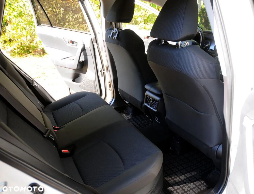 Toyota RAV4 2.5 Hybrid Active 4x2 - 7